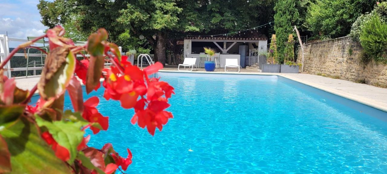 Le Clos Des Etoiles B&B Ле-Бюг Экстерьер фото
