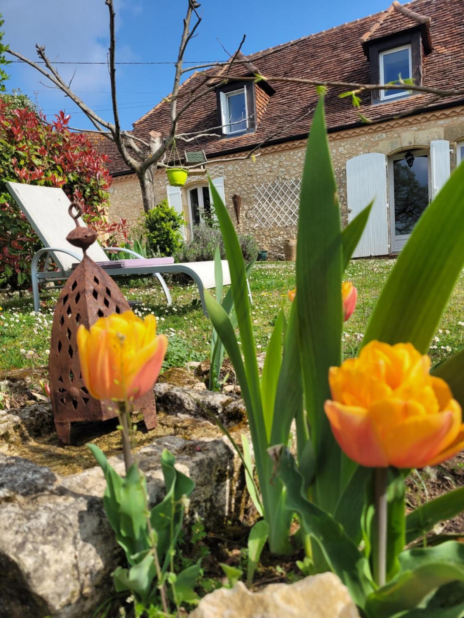 Le Clos Des Etoiles B&B Ле-Бюг Экстерьер фото