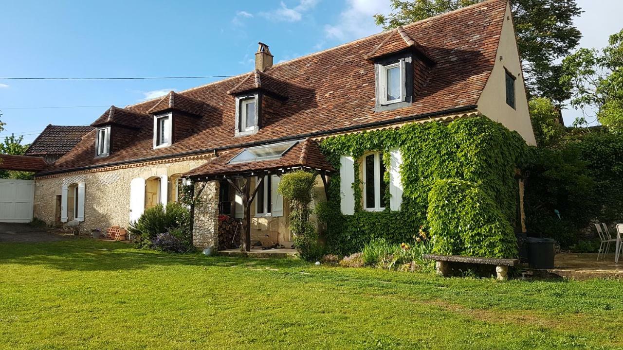 Le Clos Des Etoiles B&B Ле-Бюг Экстерьер фото