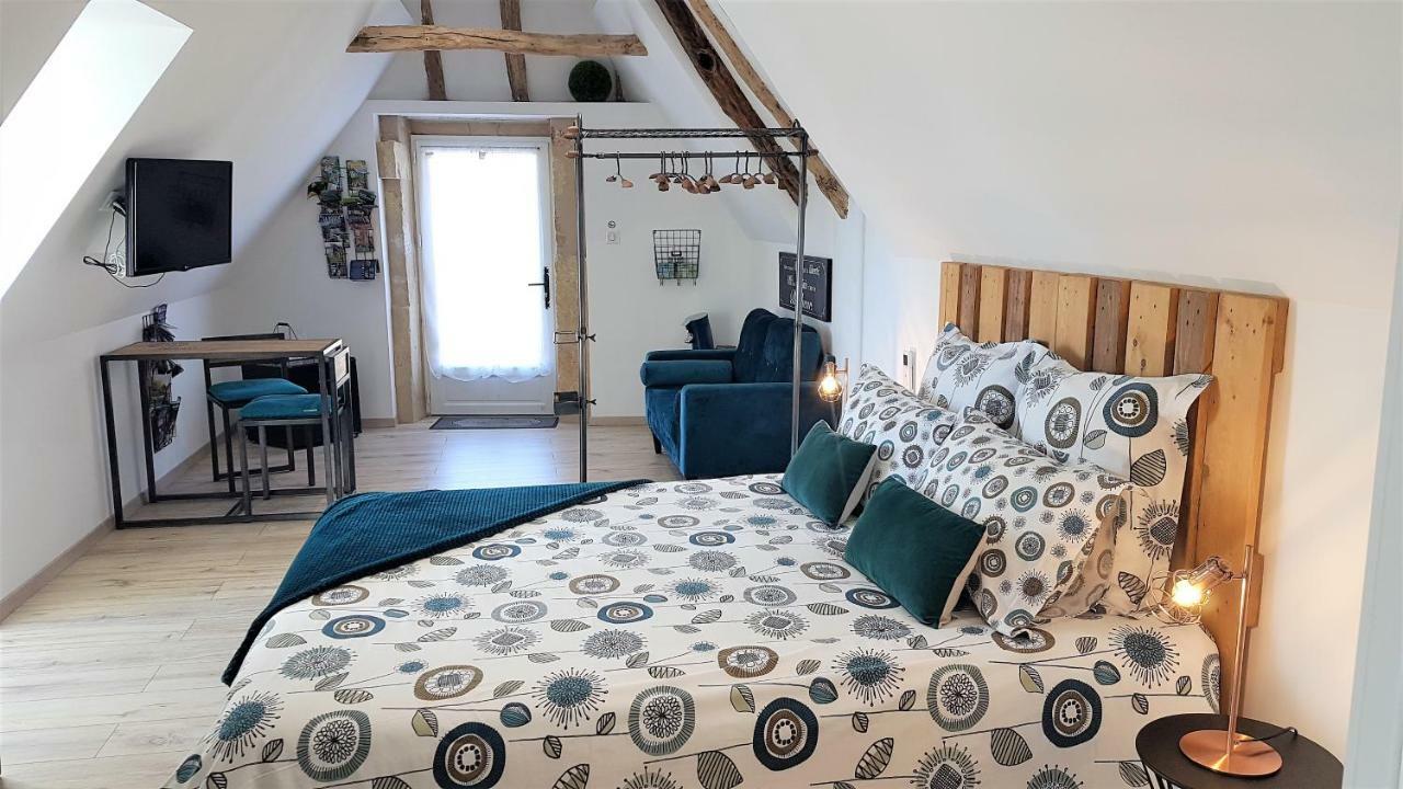 Le Clos Des Etoiles B&B Ле-Бюг Экстерьер фото